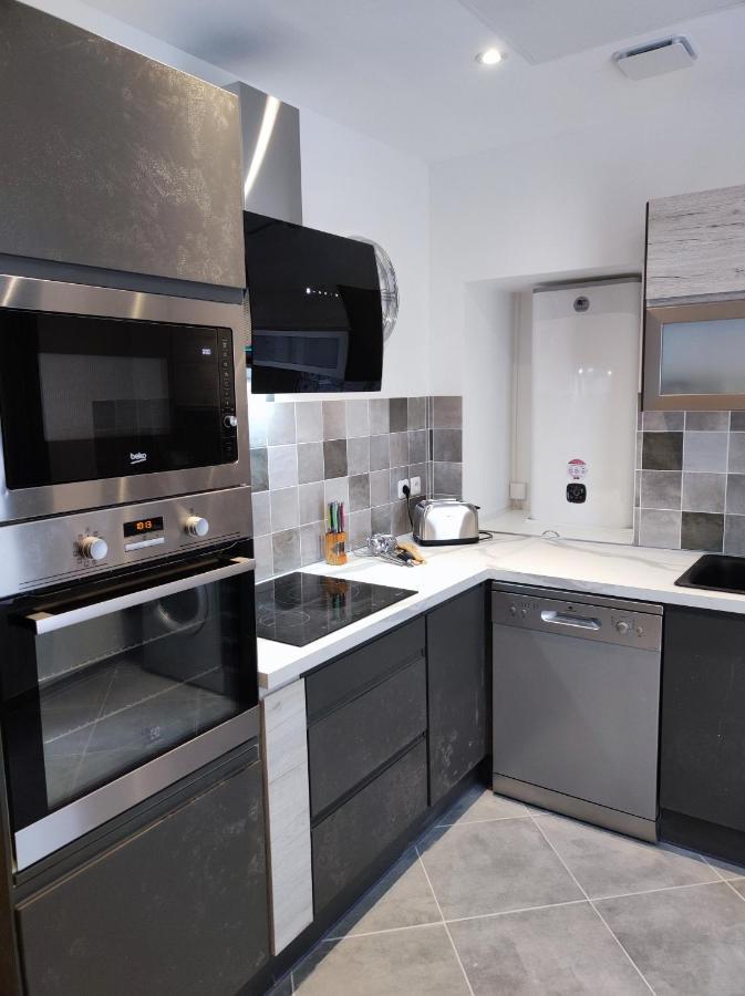 Residence Mart'Ins Callas Bagian luar foto