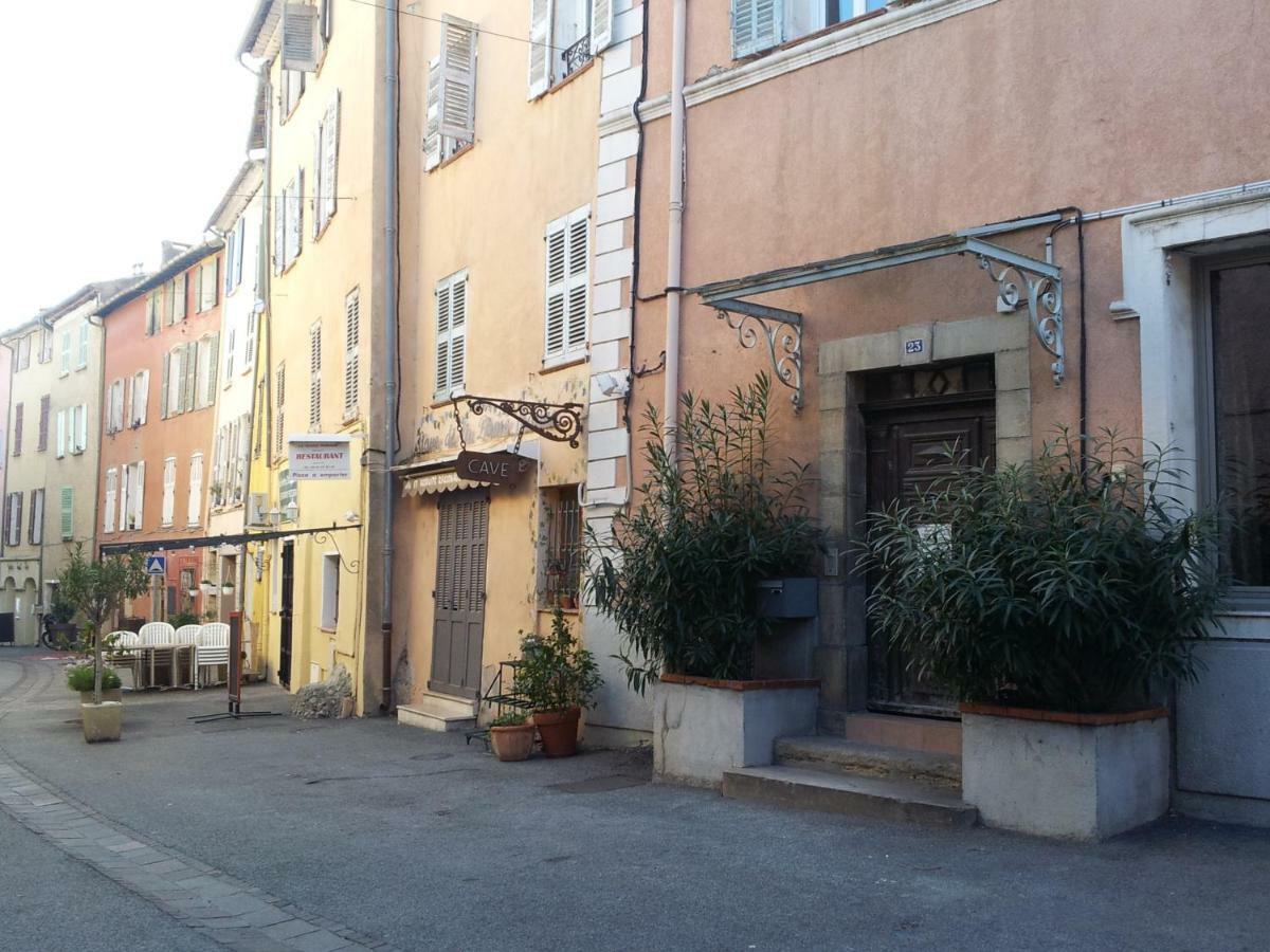 Residence Mart'Ins Callas Bagian luar foto
